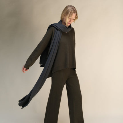 100% Pure Cashmere Maxi Ribbed Scarf / Blanket