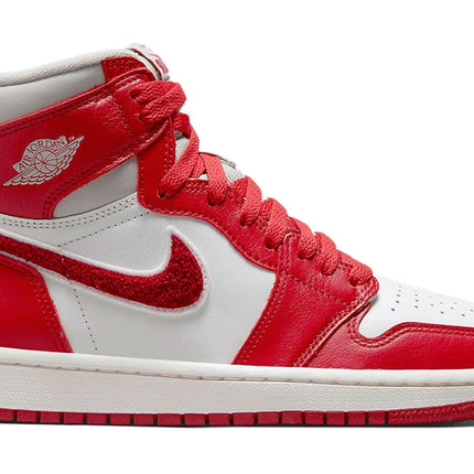 jordan 1 retro high og varsity red (w)