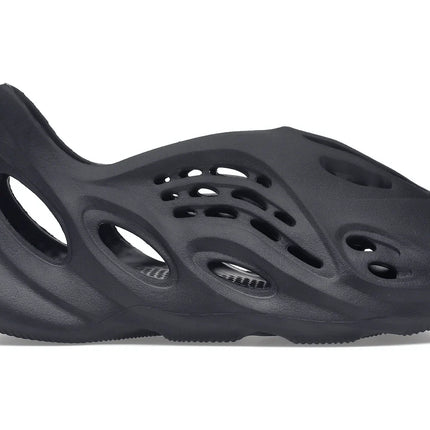 adidas yeezy foam rnr onyx