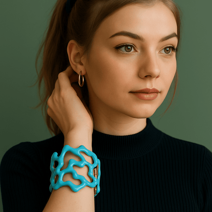 Bracciale rigido smaltato PARNIN Coral Luxe – Gioiello di tendenza rosso, bianco e turchese