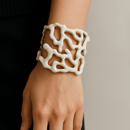 Bracciale rigido smaltato PARNIN Coral Luxe – Gioiello di tendenza rosso, bianco e turchese