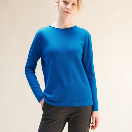 Cashmere Mix Crewneck with Curl Detail(3D - Knit)