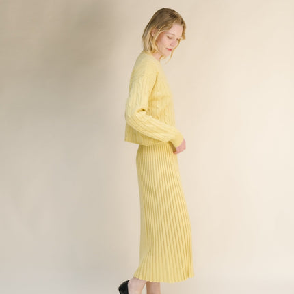 Cashmere Mix Cropped Cable Crewneck Sweater