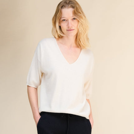 Cashmere Mix V - Neck T-Shirt (3D - Knit)