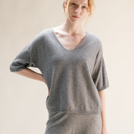 Cashmere Mix V - Neck T-Shirt (3D - Knit)