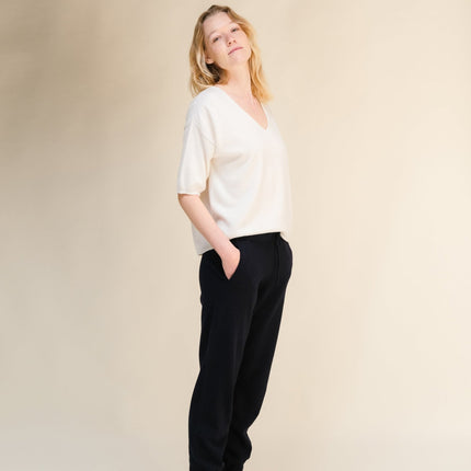 Cashmere Mix V - Neck T-Shirt (3D - Knit)