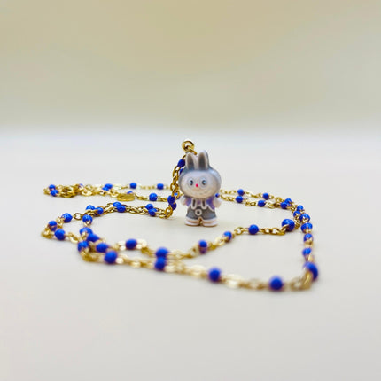 Collana Labubu Kawaii – Catena con perline placcata oro con ciondolo smaltato a forma di cartone animato