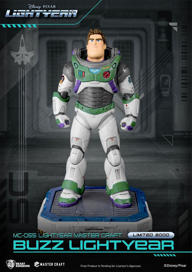 Disney : Lightyear - Master Craft Statue Buzz Lightyear 40 cm