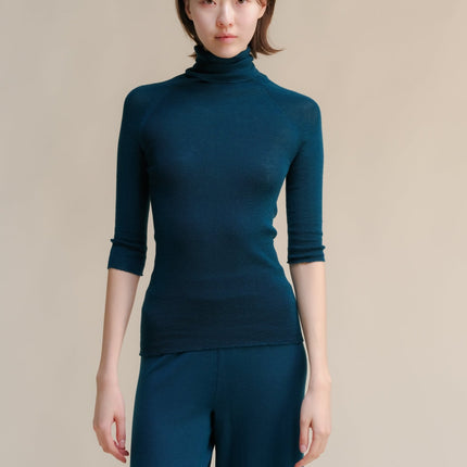 Extra Fine Merino Wool 3/4 Sleeve Ribbed Turtleneck (3D - Knit)