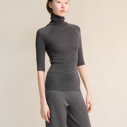 Extra Fine Merino Wool 3/4 Sleeve Ribbed Turtleneck (3D - Knit)