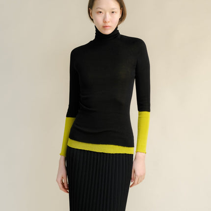 Extra Fine Merino Wool 3/4 Sleeve Ribbed Turtleneck (3D - Knit)