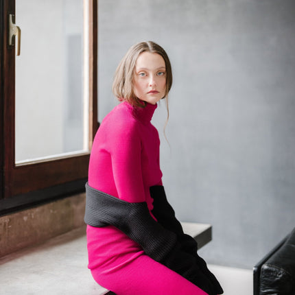 Extra Fine Merino Wool Convertible ScarfGlove