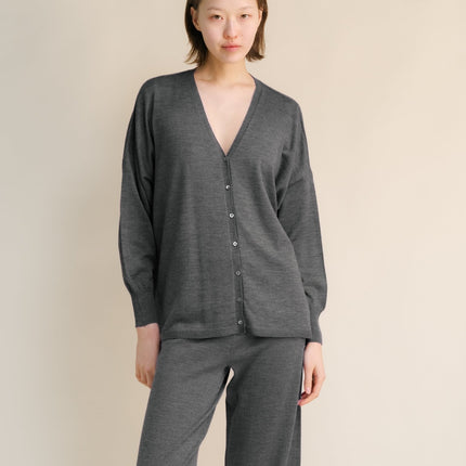 Extra Fine Merino Wool Oversized V - Neck Cardigan (3D - Knit)