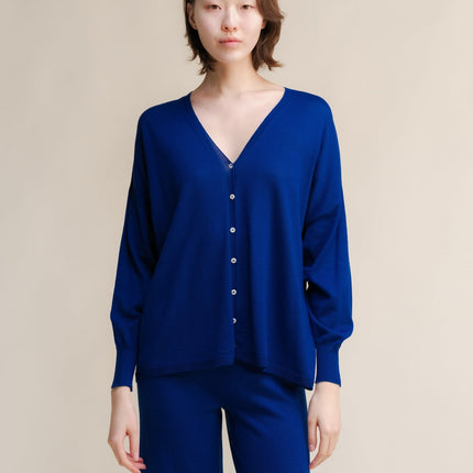 Extra Fine Merino Wool Oversized V - Neck Cardigan (3D - Knit)