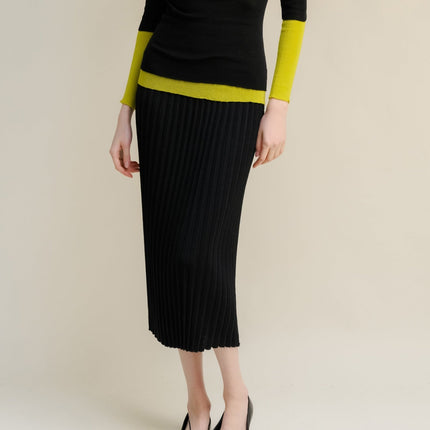 Extra Fine Merino Wool Plissè Skirt (3D - Knit)