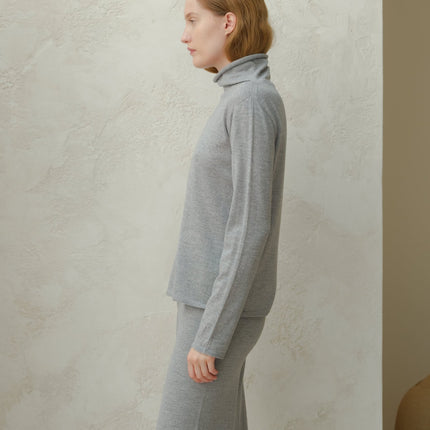 Extra Fine Merino Wool Relaxed Turtleneck (3D - Knit)