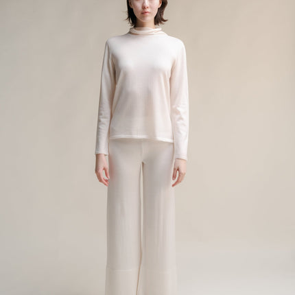 Extra Fine Merino Wool Relaxed Turtleneck (3D - Knit)