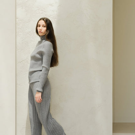 Extra Fine Merino Wool Ribbed Turtle Neck (3D - Knit)