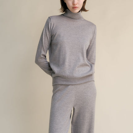 Extra Fine Merino Wool Turtleneck Sweater