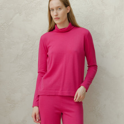 Extra Fine Merino Wool Turtleneck with Straight Sleeve