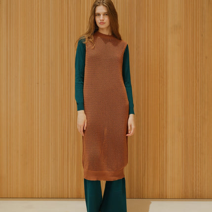 Fine Cotton Sleeveless Crochet Dress (3D - Knit)