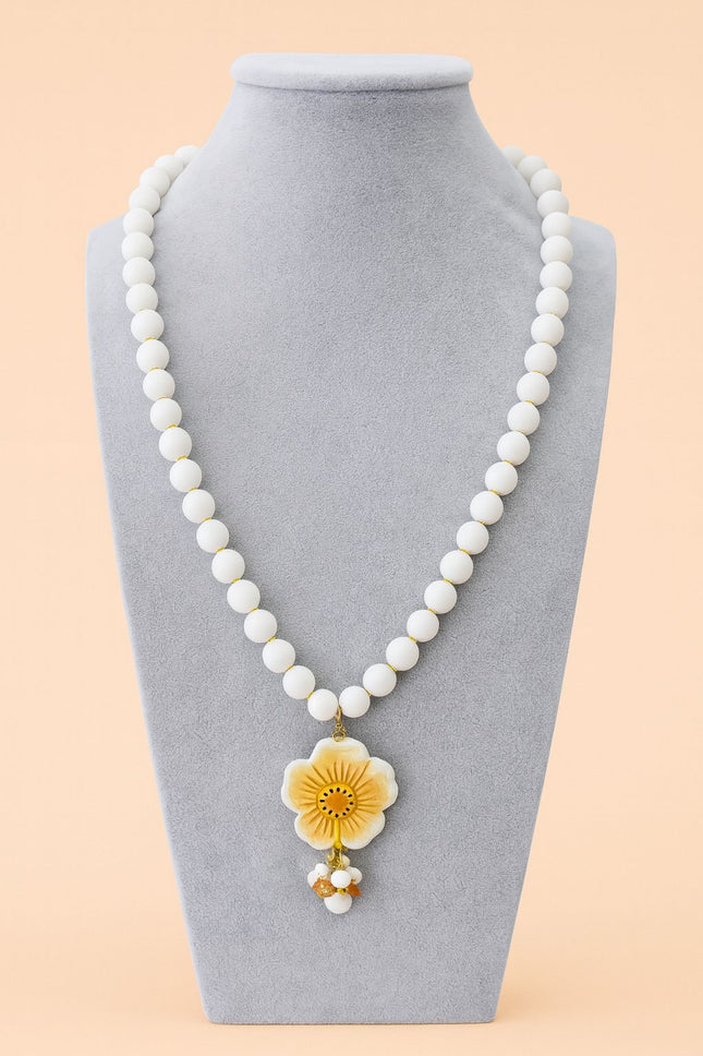 Floral Bloom – Collana artigianale con pendente a forma di fiore