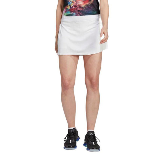 Gonna Match Donna White