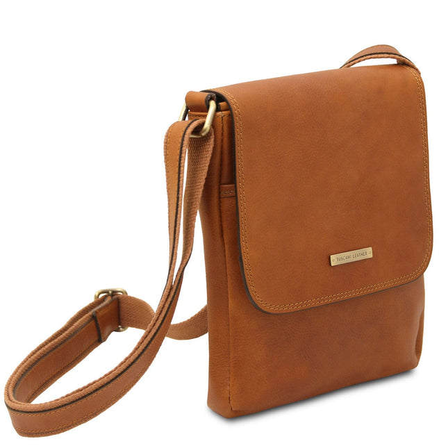 John - Leather crossbody bag for men with front zip in matte leather | TL141408
