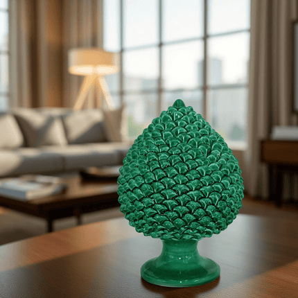 Pigna artigianale di Caltagirone modellata a mano altezza 15/40 verde smeraldo