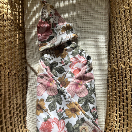 Skin to Skin: Copertina & Capellino