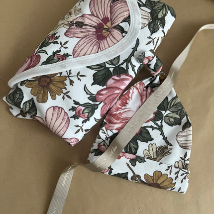 Skin to Skin: Copertina & Capellino