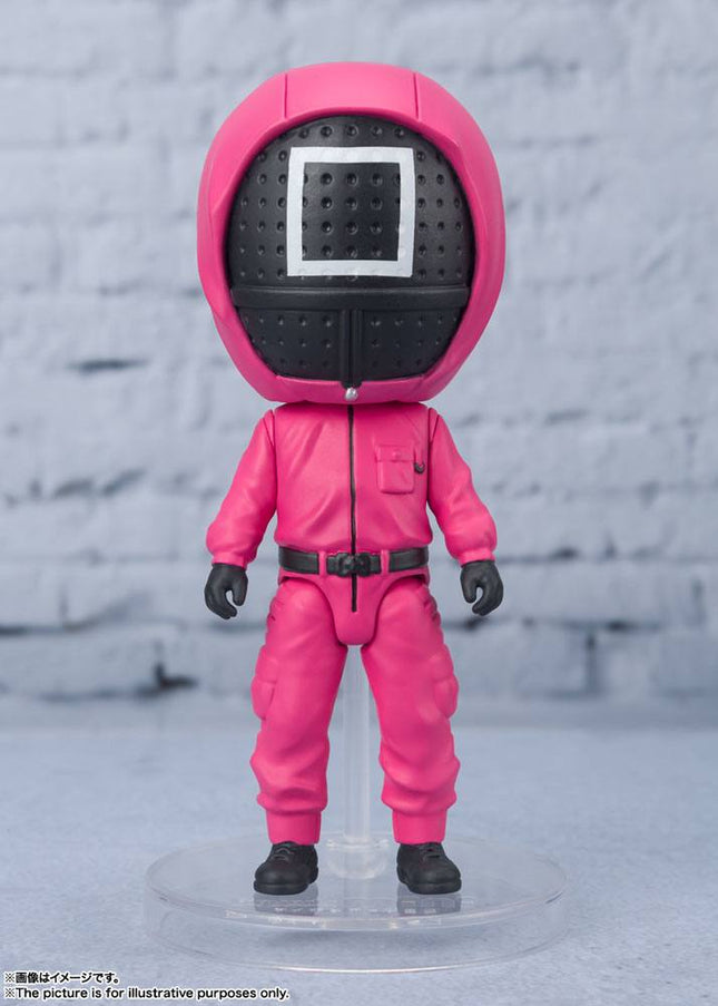 Squid Game : Figuarts mini Masked Manager Figure 9 cm