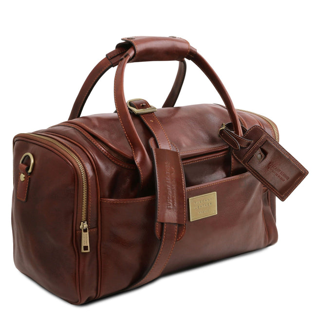 TL Voyager - Travel leather bag with side pockets | TL142141