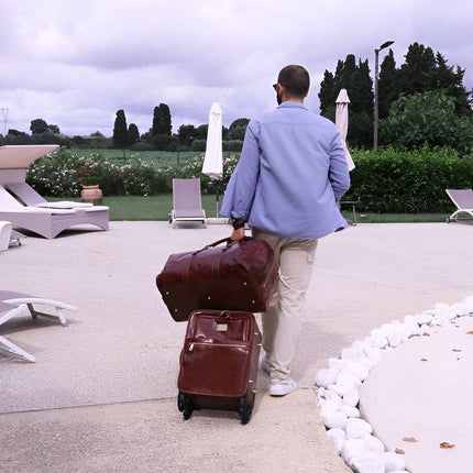 TL Voyager - Vertical leather trolley with 4 wheels | TL141911