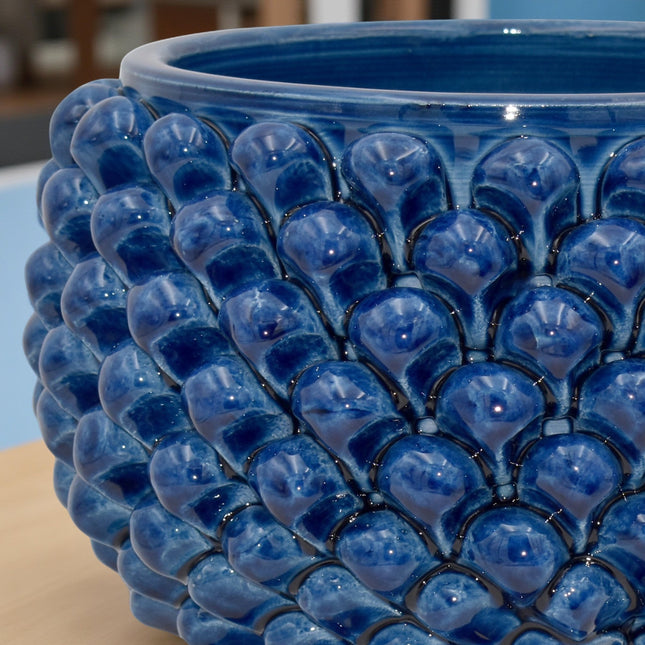 Vaso mezza pigna blu intenso in ceramica di Caltagirone