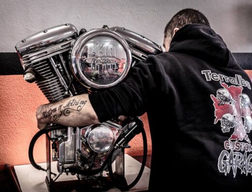 Custom garage Sardinia