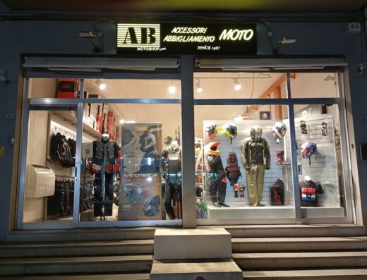 AB MOTOSHOP Abbigliamento Caschi e Accessori Moto