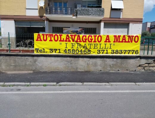 AUTOLAVAGGIO A MANO I FRATELLI