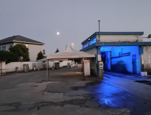 Autolavaggio Al ponte