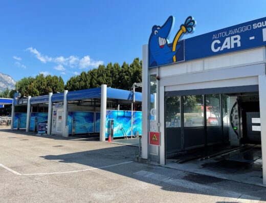 Autolavaggio Squalo Azzurro Trento