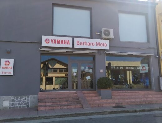 Barbaro Moto, concessionaria Yamaha: abbigliamento moto Dainese, AGV, Shoei, HJC, Alpinestars, Airoh e Rev'it. Vendita e assistenza moto.