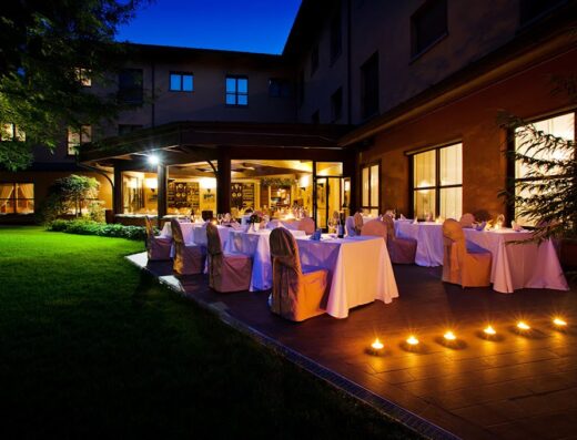 Brianteo Hotel Residence and Restaurant