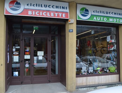 Cicli Lucchini, negozio di bici ad Aosta, offre vendita e riparazione di biciclette e moto. Ampia scelta di accessori e ricambi per il tuo veicolo.