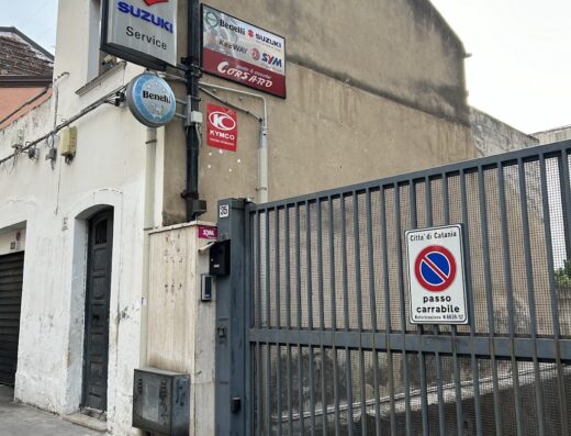 Corsaro Moto Officina a Catania, rivenditore autorizzato Suzuki, Benelli, Keeway, SYM e Kymco. Servizi di riparazione e manutenzione moto.