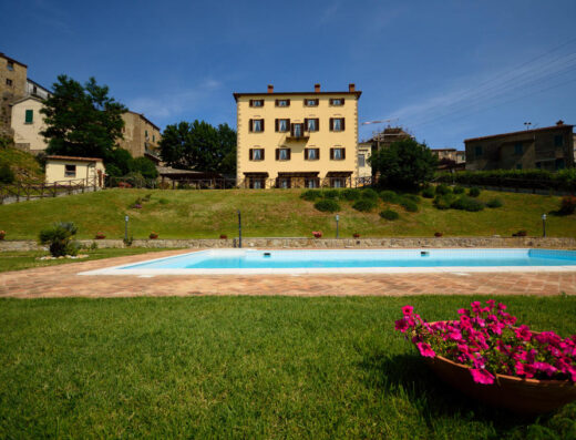 Country House Il Ciliegio – Appartamenti con Piscina