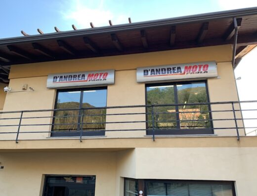 D'Andrea Moto Paola dealership front view, offering Benelli, Royal Enfield, Kymco, Keeway, Morbidelli, and Voge motorcycles.