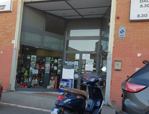 Di Liberti Ricambi Caschi Abbigliamento Moto Livorno