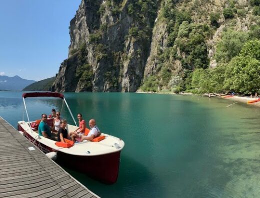 Econoleggio Como Lake – Barche Elettriche, Bici, Scooter – Rent electric boats, bikes and electric scooter