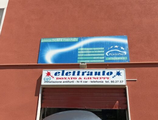 Insegna dell'Elettrauto Di Tauro G. & Fortunato D. SNC, officina specializzata in auto diagnosi, analisi gas di scarico, climatizzazione, hi-fi car e allarmi satellitari, situata a Donato & Giuseppe, con servizio di installazione antifurti e telefonia.