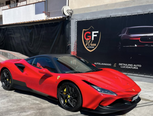 Ferrari F8 Tributo rossa appena lavata presso GF Wash Extreme, servizio di autolavaggio e detailing auto di lusso